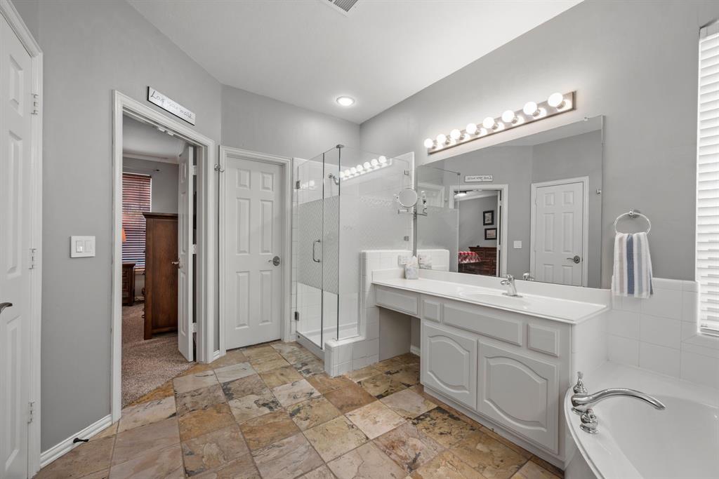 Flower Mound, Texas 75022, United States, 4 Bedrooms Bedrooms, ,3 BathroomsBathrooms,Residential,Pending,135699