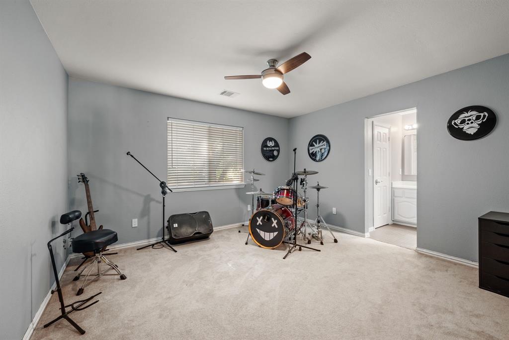 Flower Mound, Texas 75022, United States, 4 Bedrooms Bedrooms, ,3 BathroomsBathrooms,Residential,Pending,135699