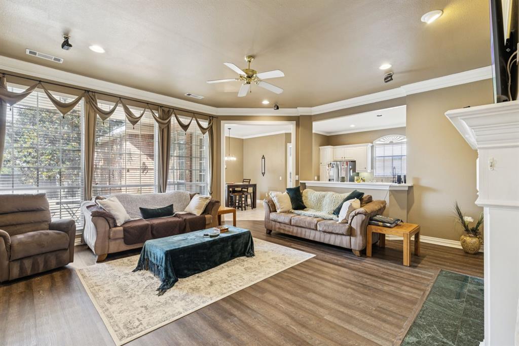 2321 Scenic Drive
