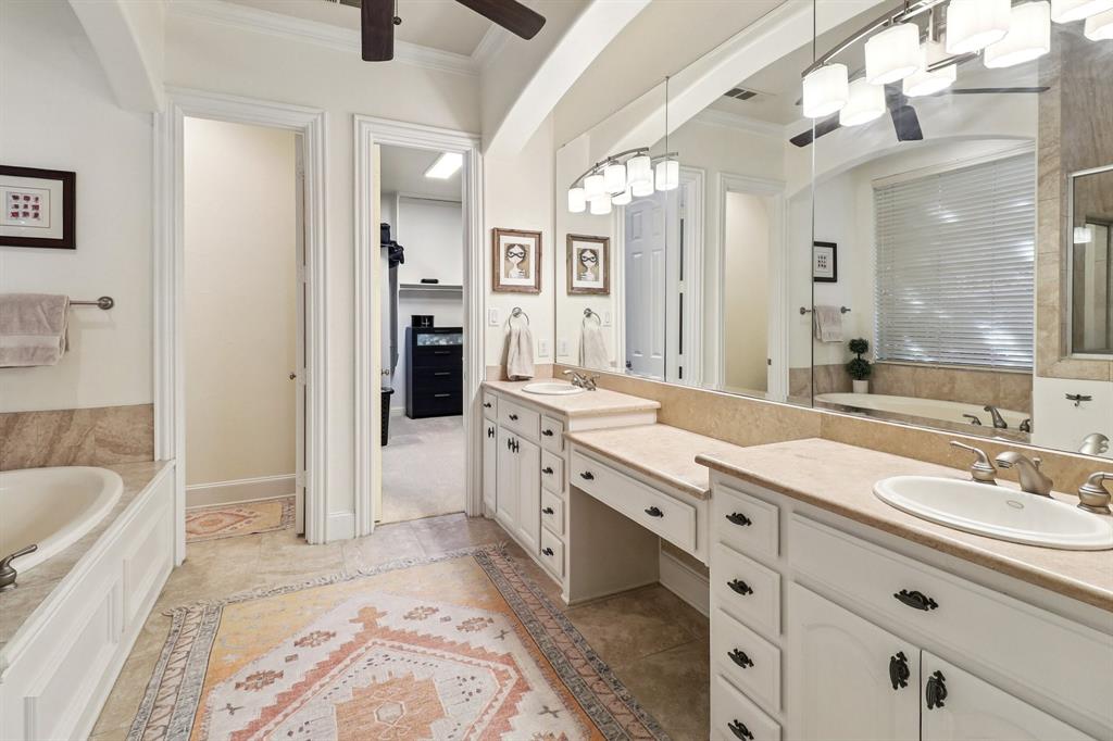 Stratford Manor - Residential