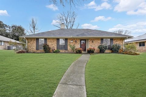 1722 Barclay Drive Richardson TX 75081