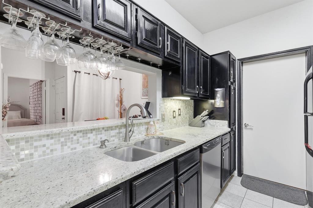 Oaks Of Preston Ridge Condo - Residential