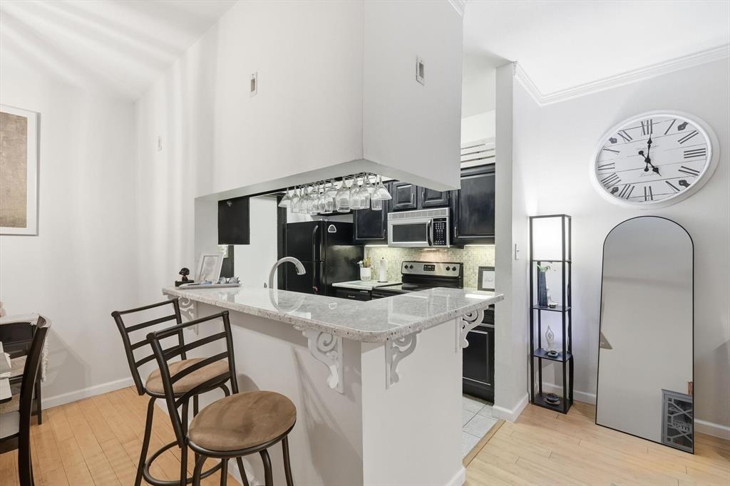 Oaks Of Preston Ridge Condo - Residential