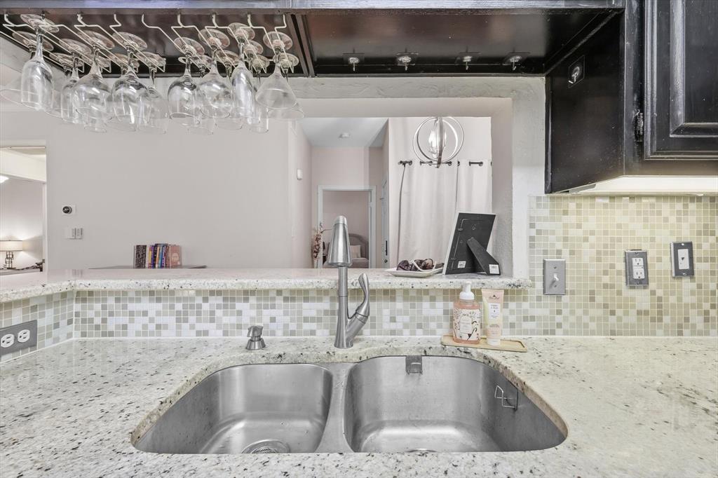 Oaks Of Preston Ridge Condo - Residential