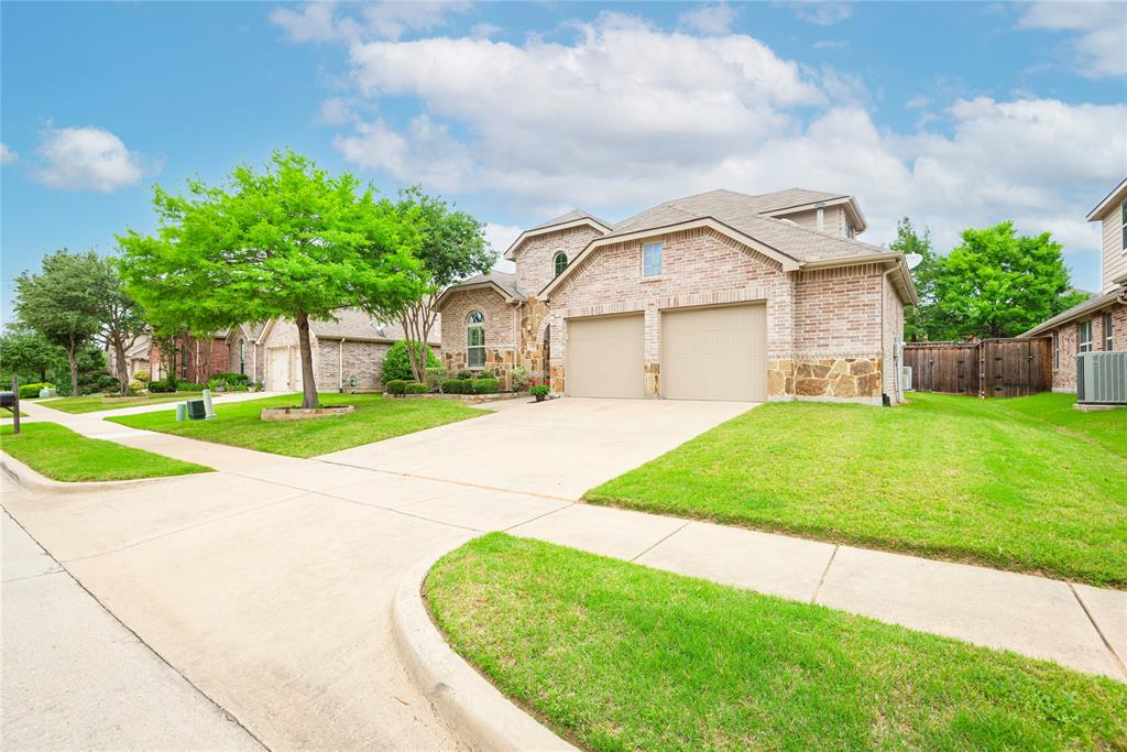 5320 Grovewood Drive