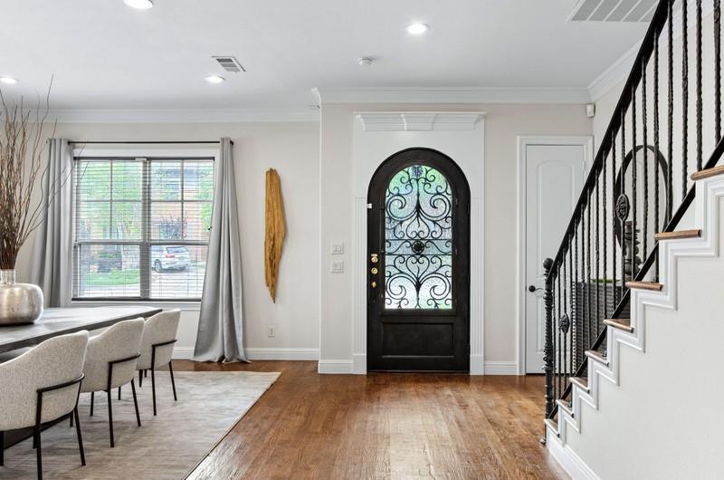 5622 martel Avenue A