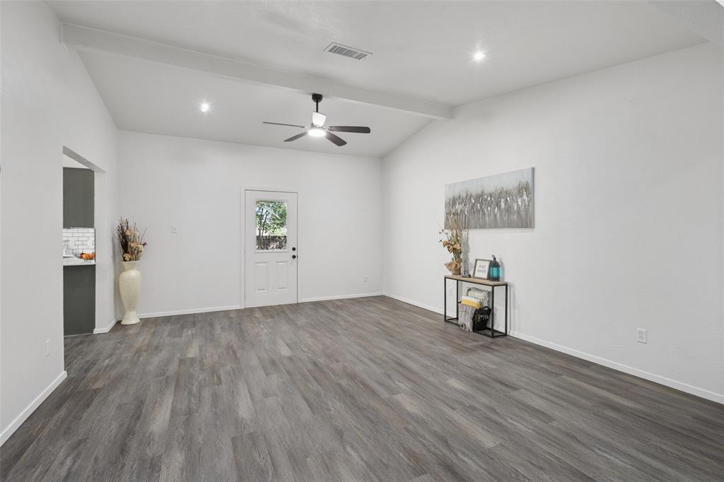 801 E Timberview Lane