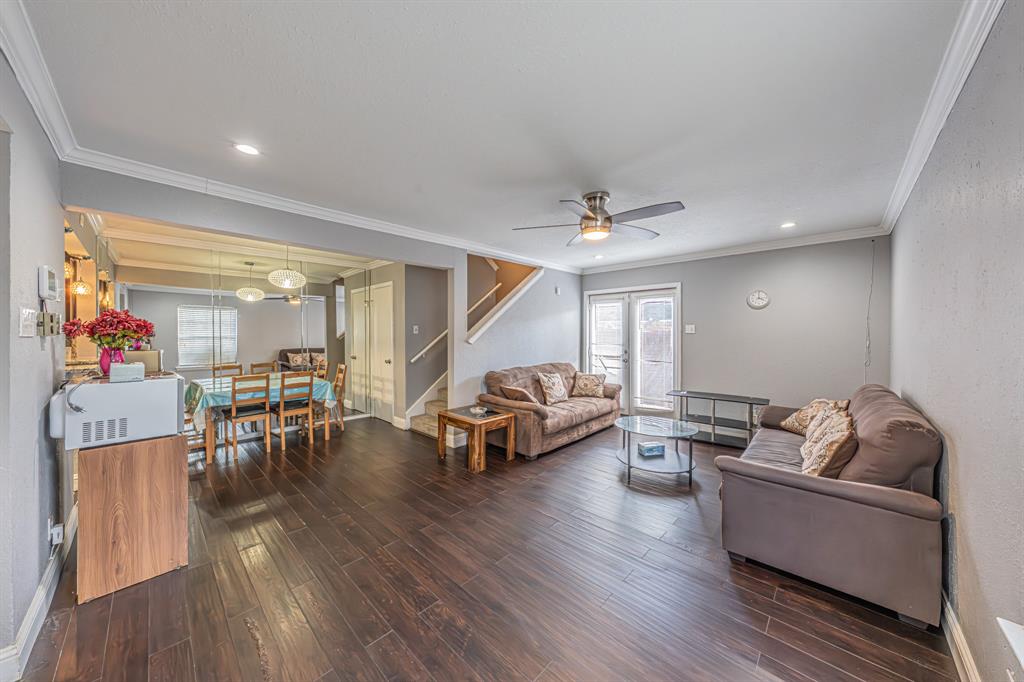 Coventry village Condo - Residential