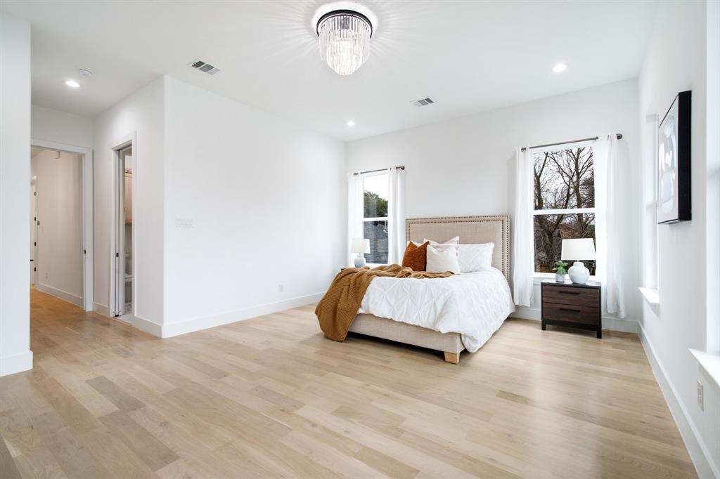 Mount Auburn - Residential Income