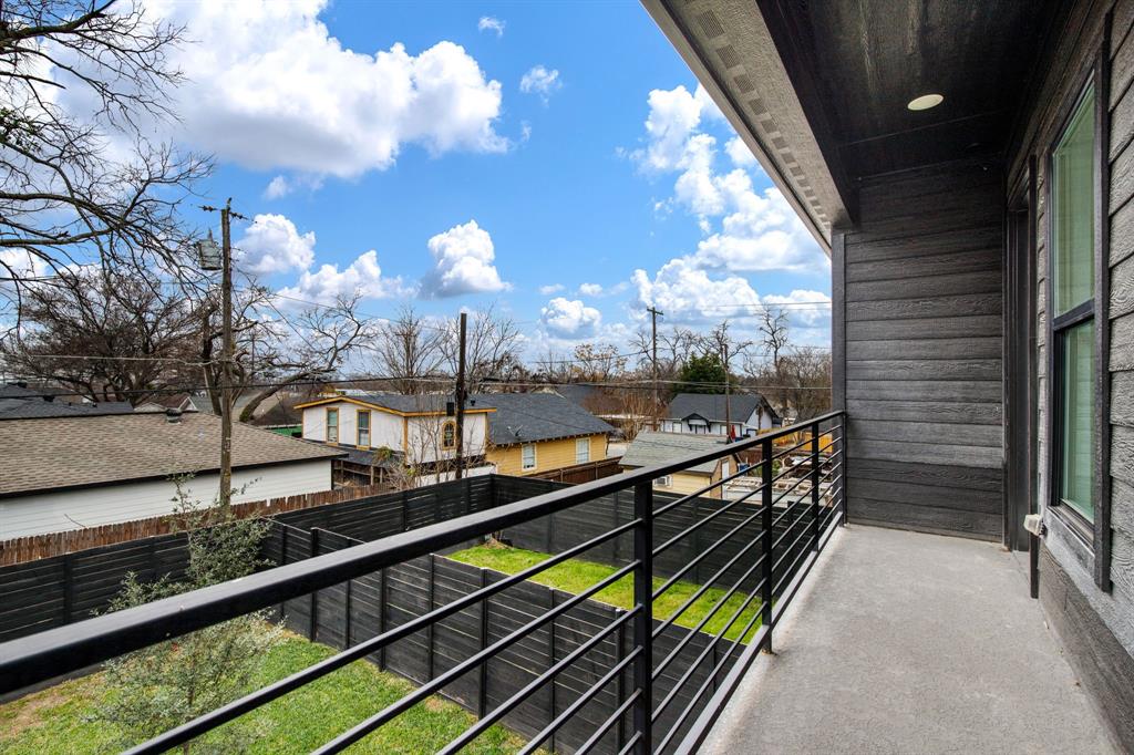 Mount Auburn - Residential Income