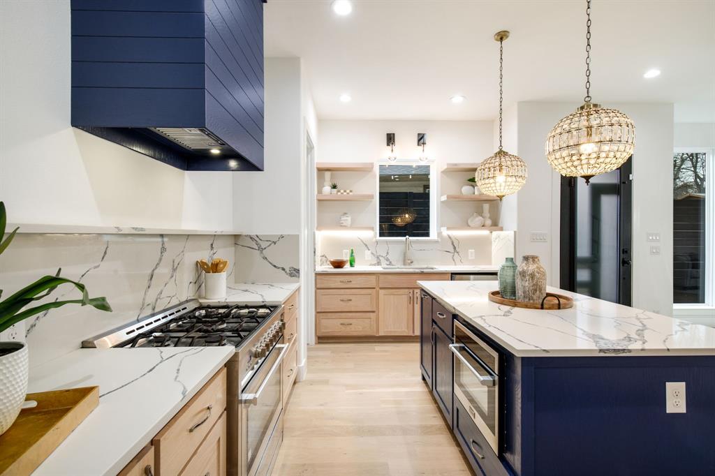 Mount Auburn - Residential Income