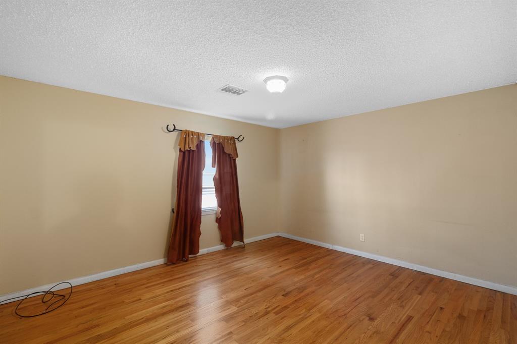 Newton C Laughlin - Residential Lease