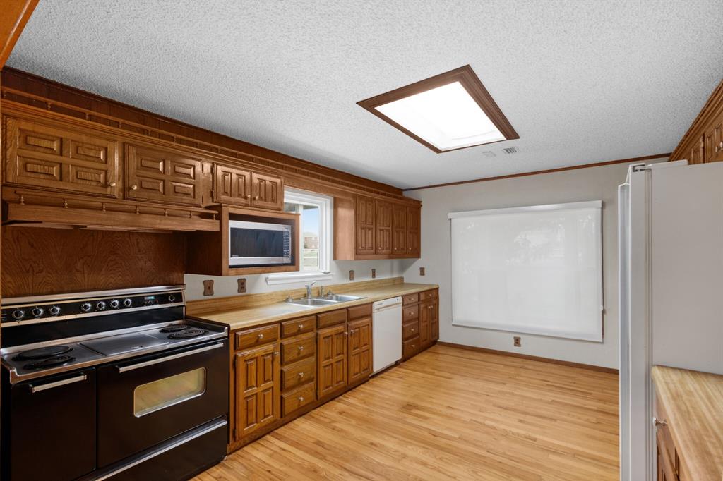 Newton C Laughlin - Residential Lease