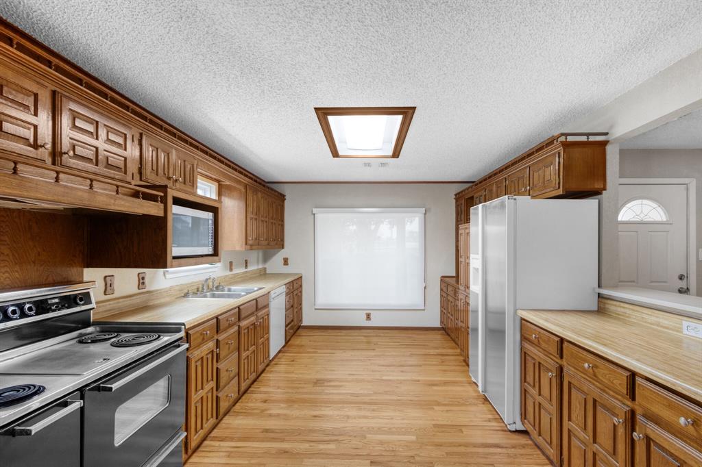 Newton C Laughlin - Residential Lease