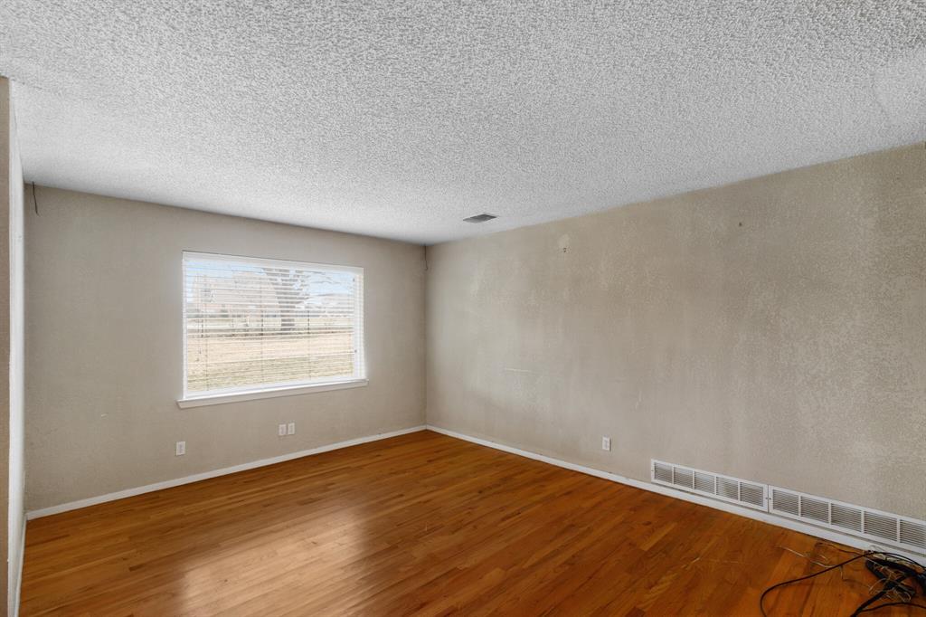 Newton C Laughlin - Residential Lease