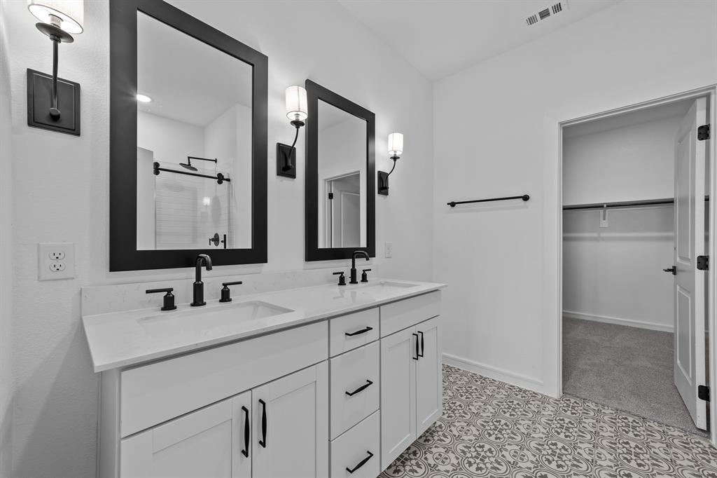 Rolling Ridge - Residential