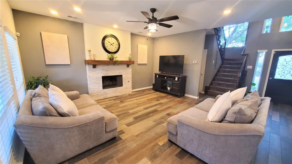 912 Blackstone Drive