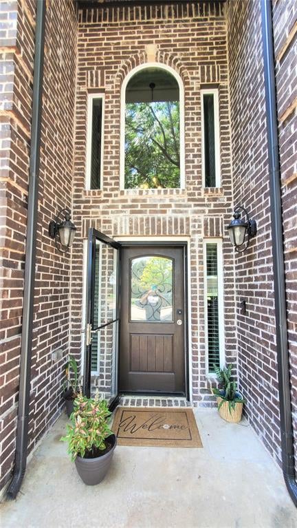 912 Blackstone Drive