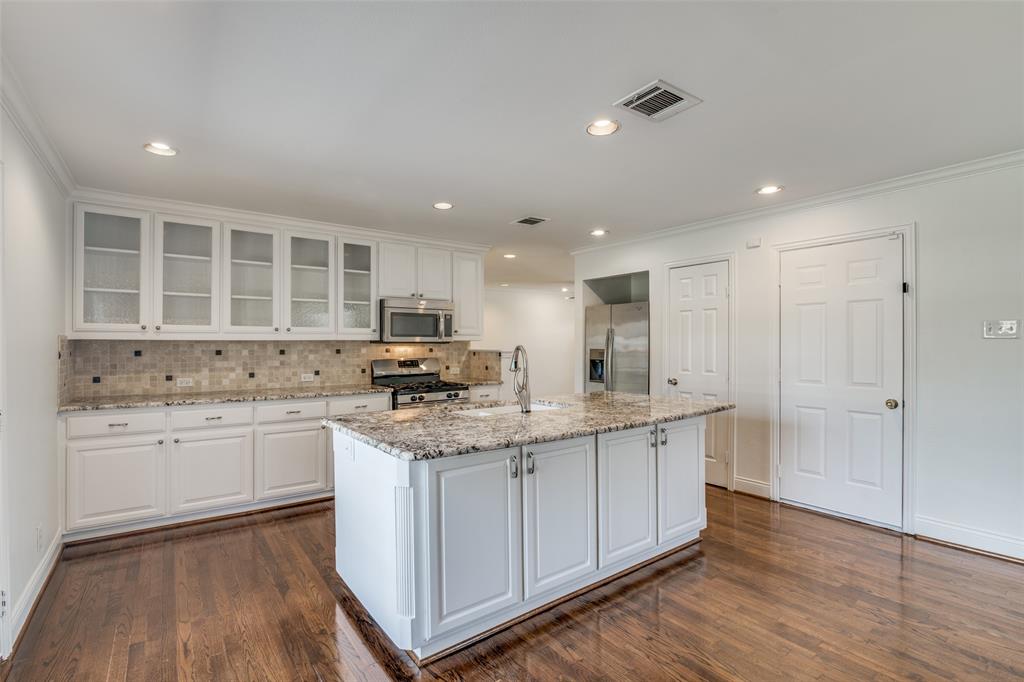 Lake Highlands Estates - Residential