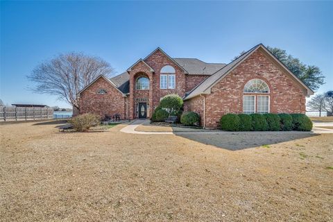 209 Rush Creek Drive Heath TX 75032