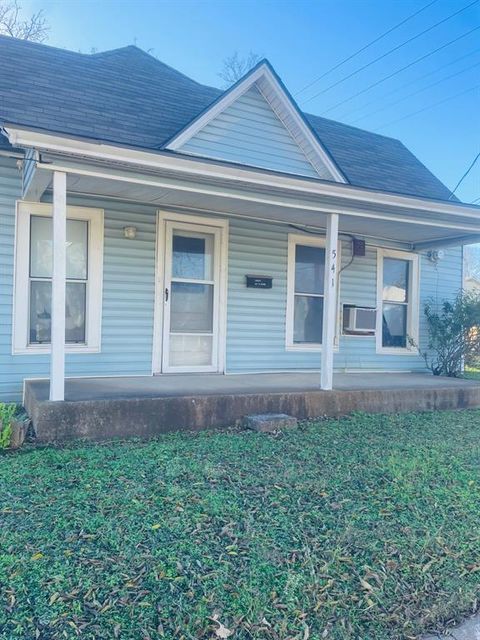 A home in Cleburne