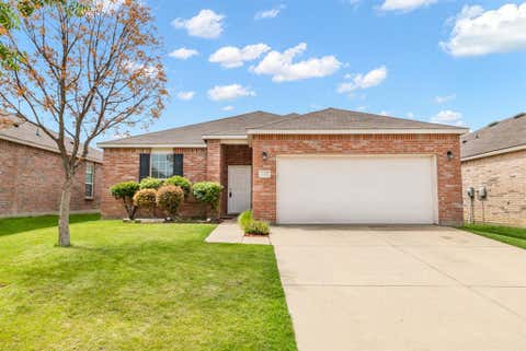 Photo of 2408 Lohani Lane, Fort Worth, TX 76131 (MLS # 21335248)