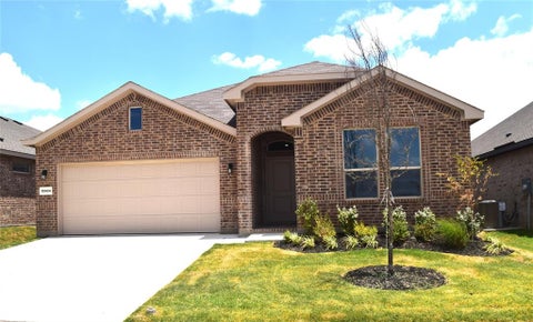 Photo of 15924 STABLEFORD Road, Fort Worth, TX 76247 (MLS # 21391228)