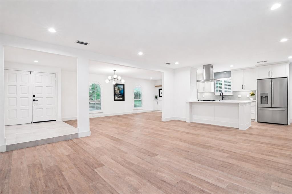 Country Club Estates - Residential