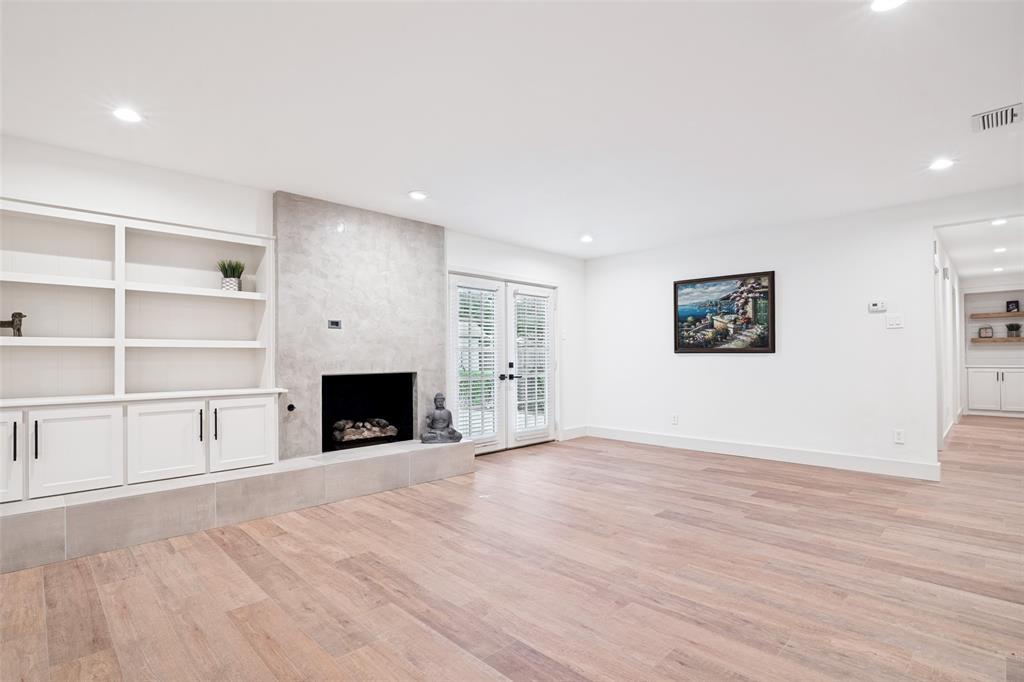 Country Club Estates - Residential