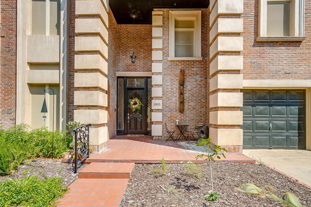 Chamberlain Arlington Heights 1st - Residential Lease