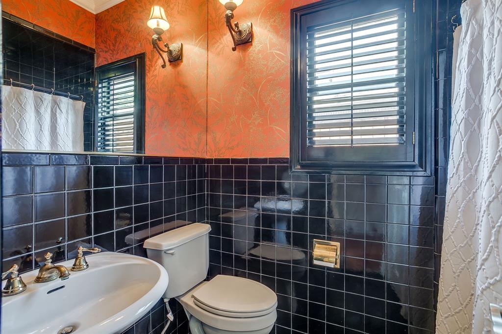 Chamberlain Arlington Heights 1st - Residential Lease