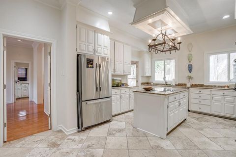 Tiny photo for 1805 Burton Hill Road, Fort Worth, TX 76107 (MLS # 21062171)