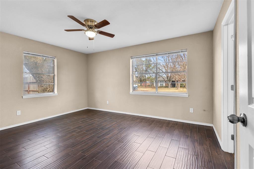 Royal Crest - Residential