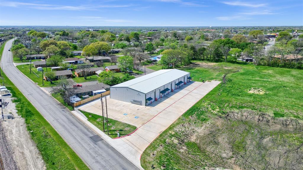 Mcglothlin G W - Commercial Lease