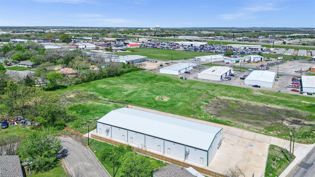 Mcglothlin G W - Commercial Lease