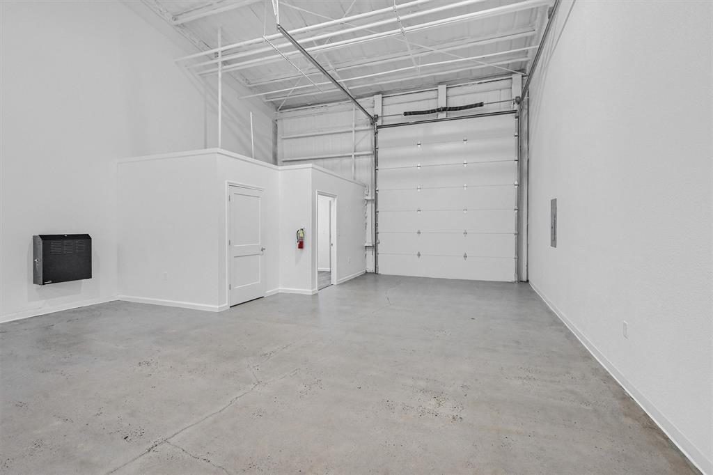 Mcglothlin G W - Commercial Lease