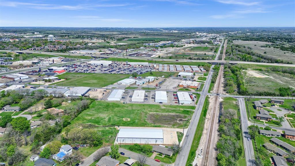 Mcglothlin G W - Commercial Lease