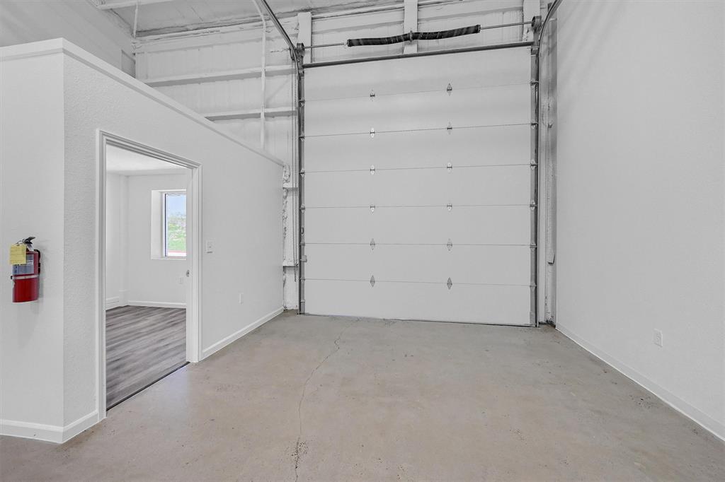 Mcglothlin G W - Commercial Lease