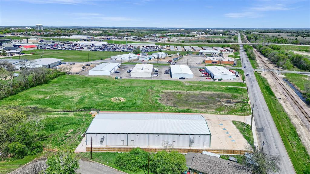 Mcglothlin G W - Commercial Lease