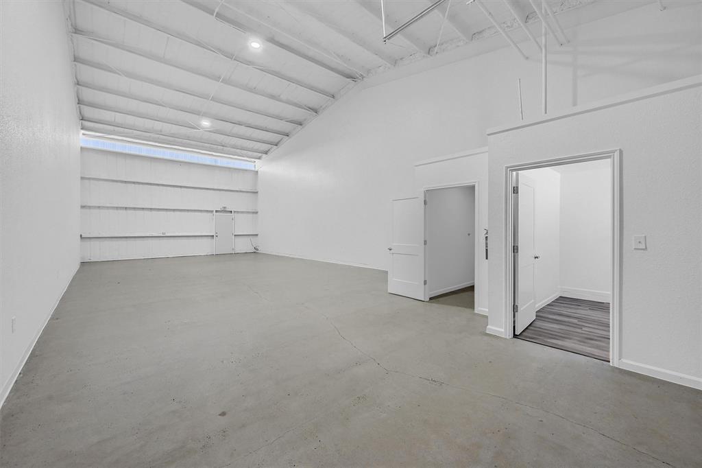 Mcglothlin G W - Commercial Lease