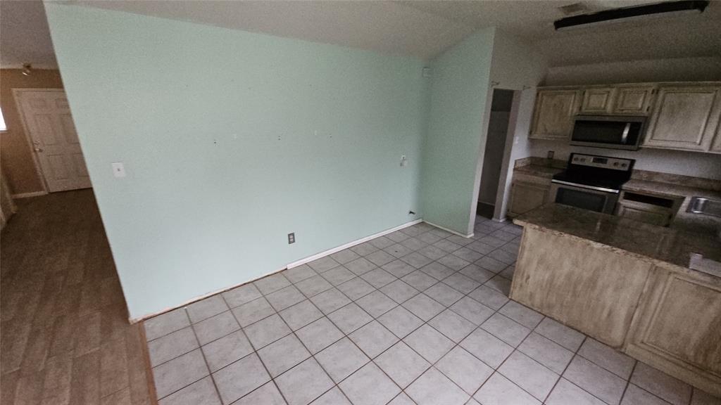 1221 Nicole Way