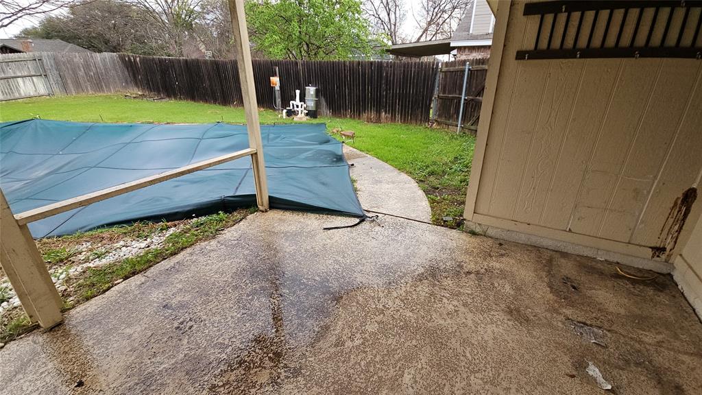 1221 Nicole Way