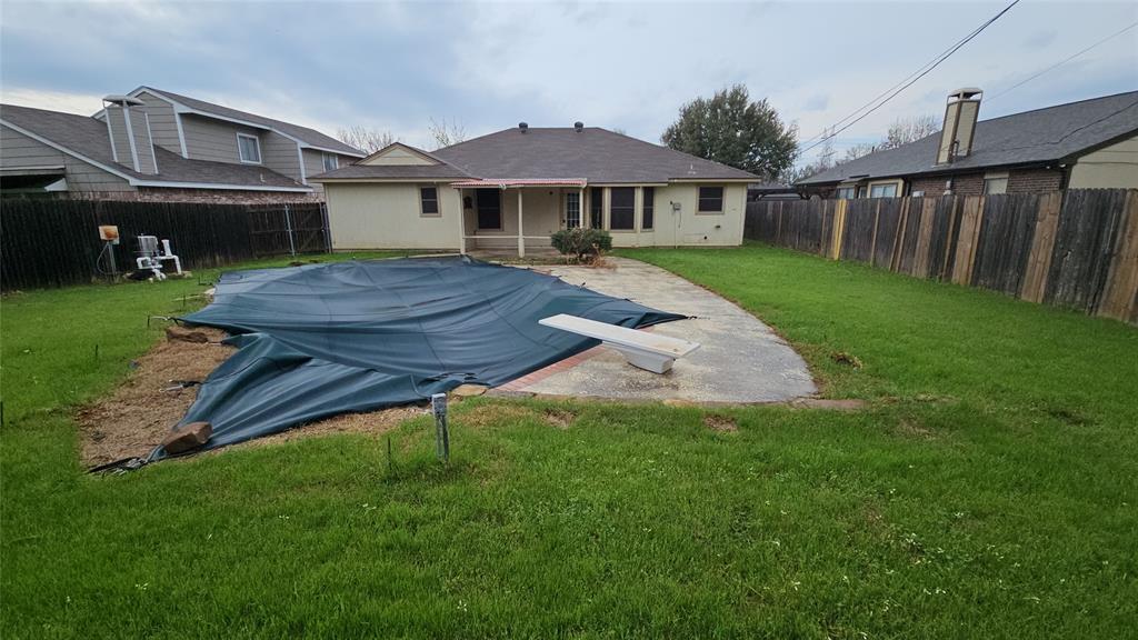 1221 Nicole Way
