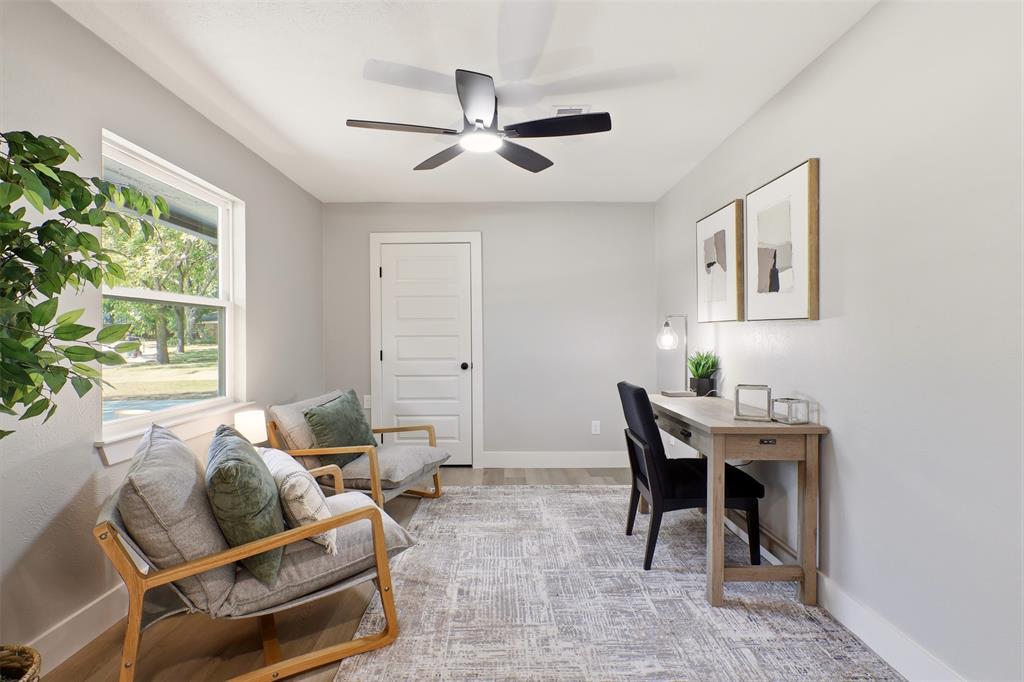 2123 Greenbriar Lane