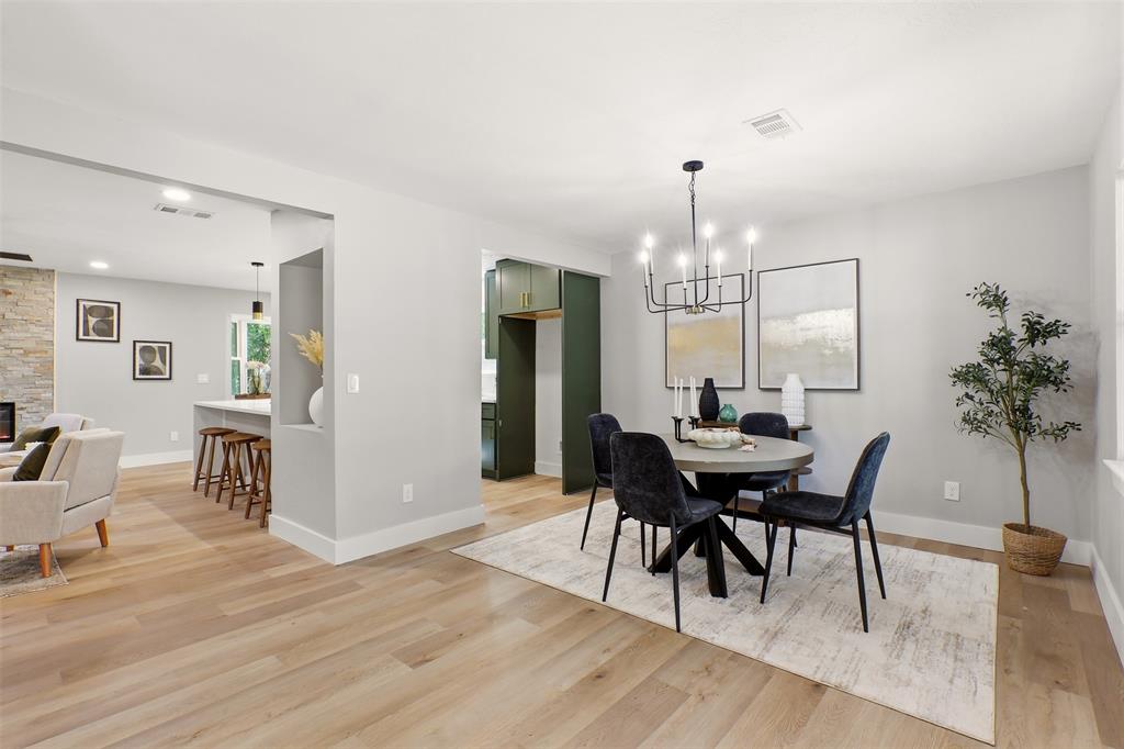 2123 Greenbriar Lane