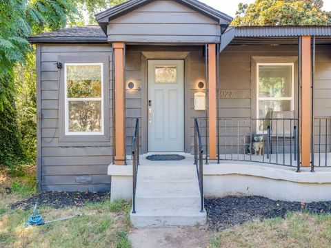 3027 Southland Street Dallas TX 75215