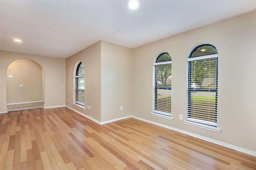 2829 Winterhaven Drive
