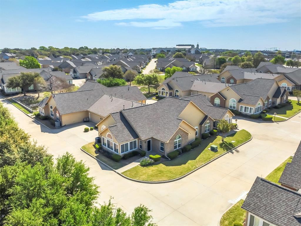 VILLAGE AT PRESTONWOOD CONDOMINIUMS - Residential