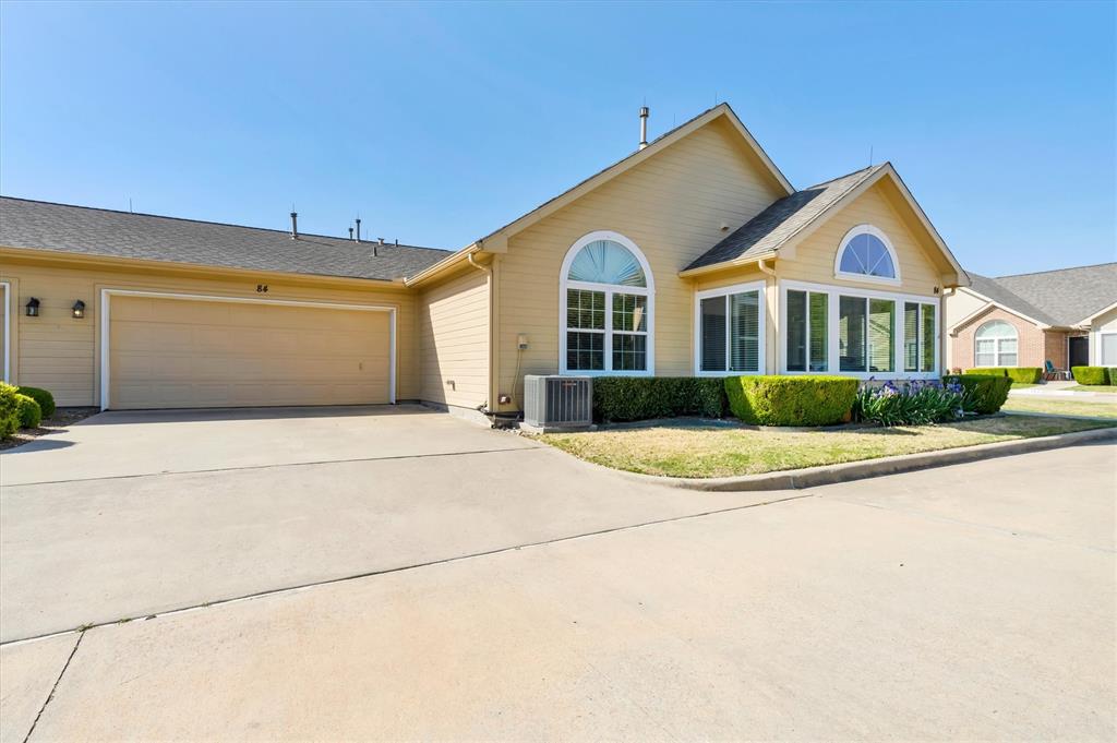VILLAGE AT PRESTONWOOD CONDOMINIUMS - Residential