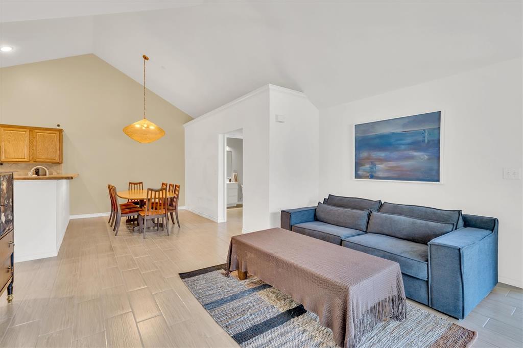 VILLAGE AT PRESTONWOOD CONDOMINIUMS - Residential